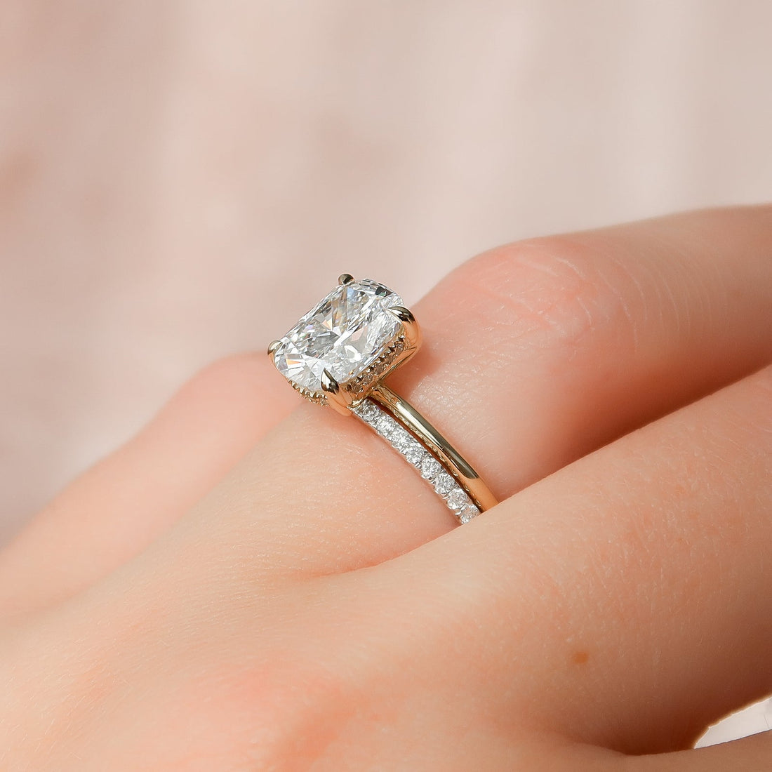 The Kamellie Set With A 2 Carat Elongated Cushion Lab Diamond