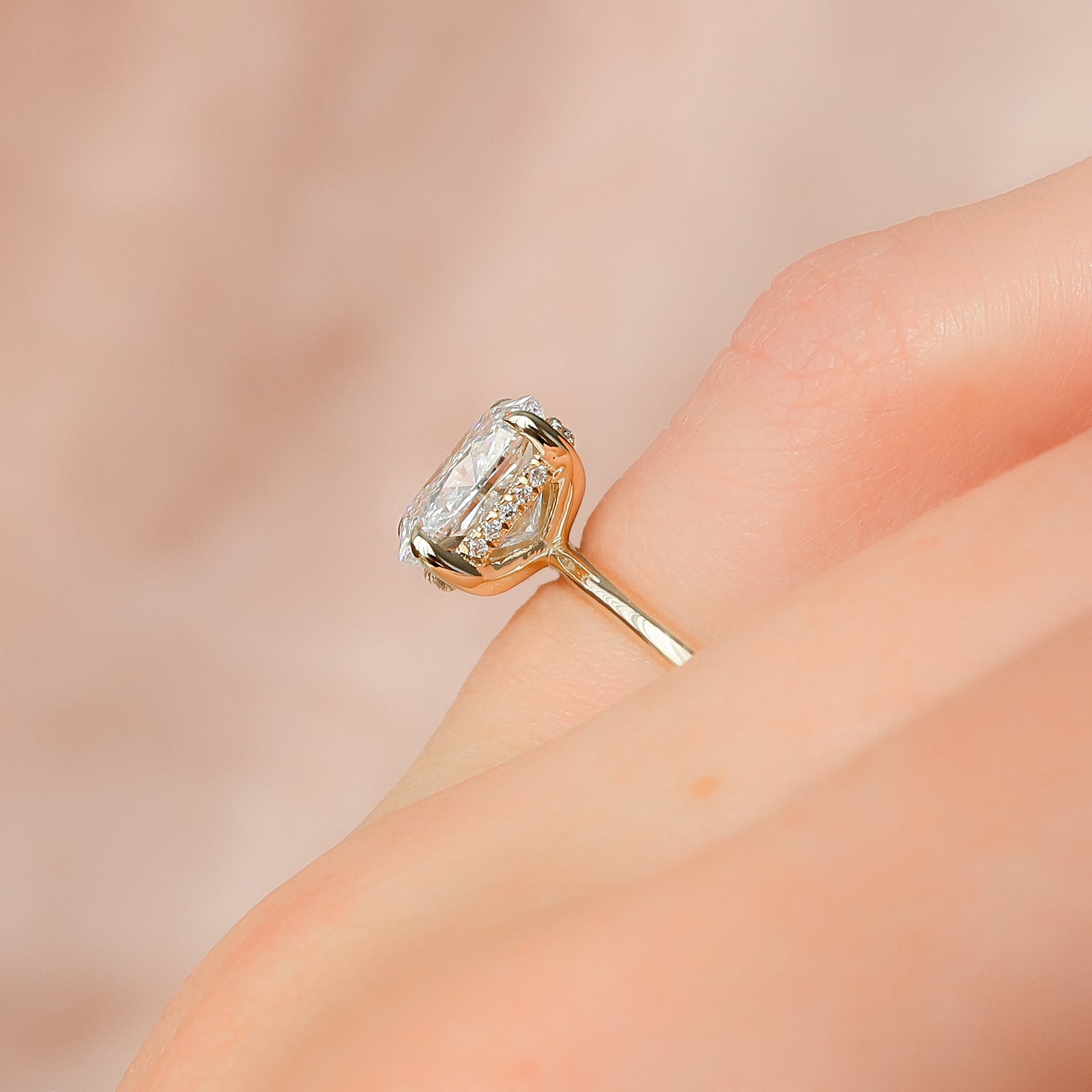 The Kamellie Set With A 2 Carat Elongated Cushion Lab Diamond