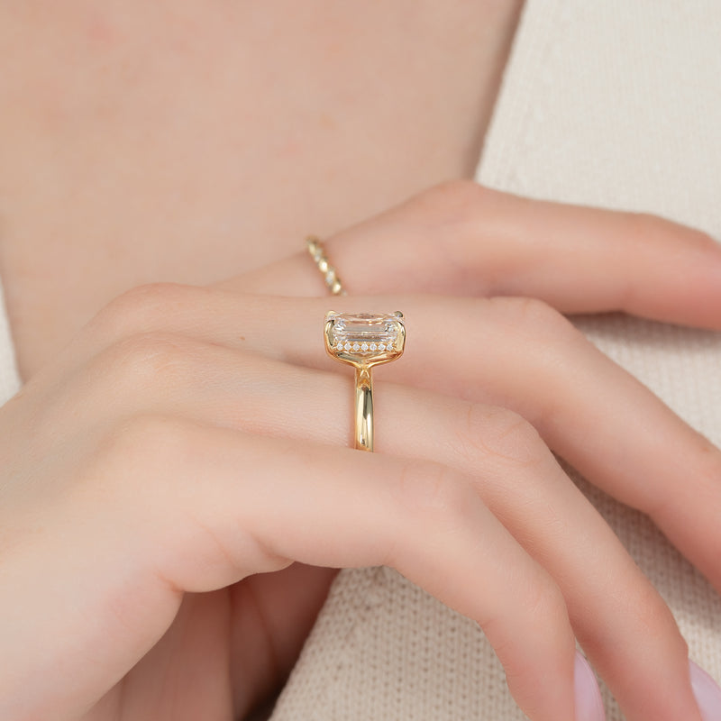 The Kamellie Set With A 2 Carat Emerald Lab Diamond