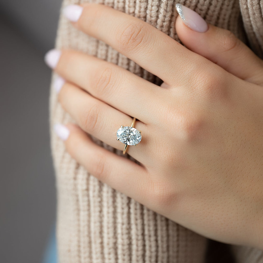 The Kamellie Set With A 2 Carat Oval Lab Diamond