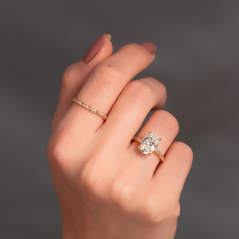 The Kamellie Set With A 2 Carat Oval Lab Diamond