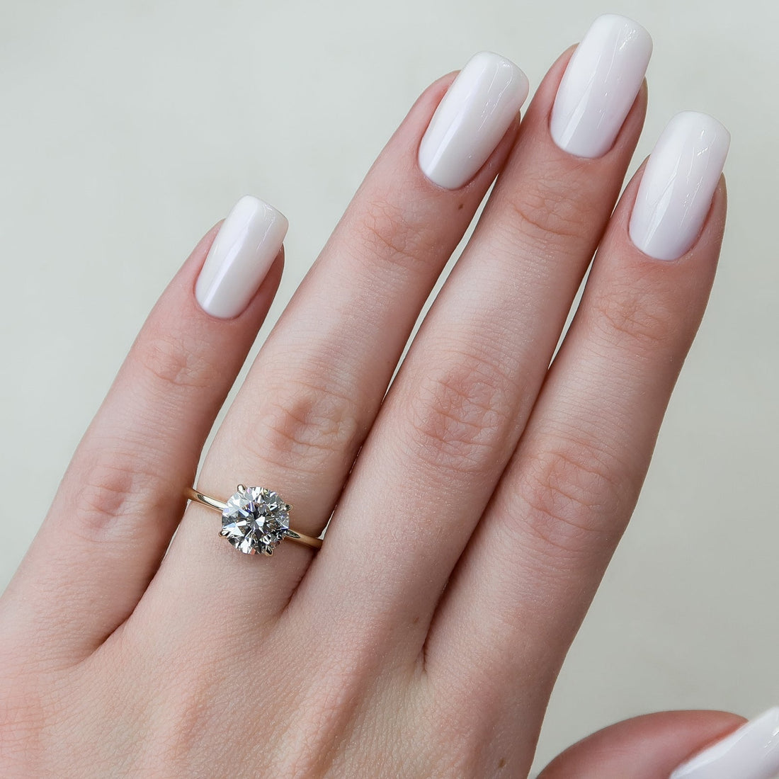 The Kamellie Set With A 2 Carat Round Lab Diamond