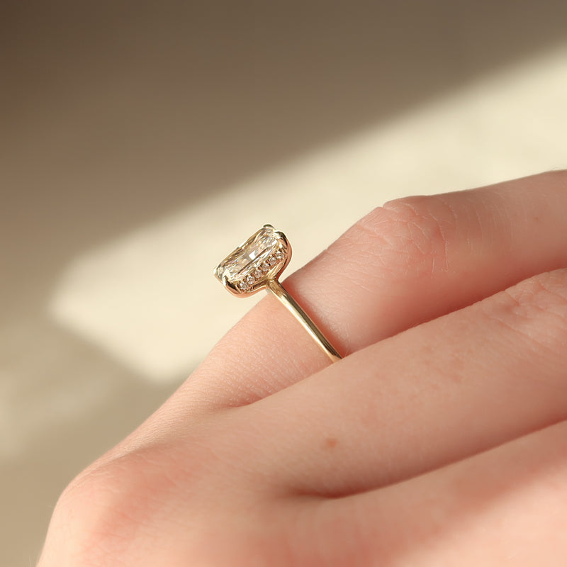 The Kamellie Set With A 2 Carat Radiant Lab Diamond