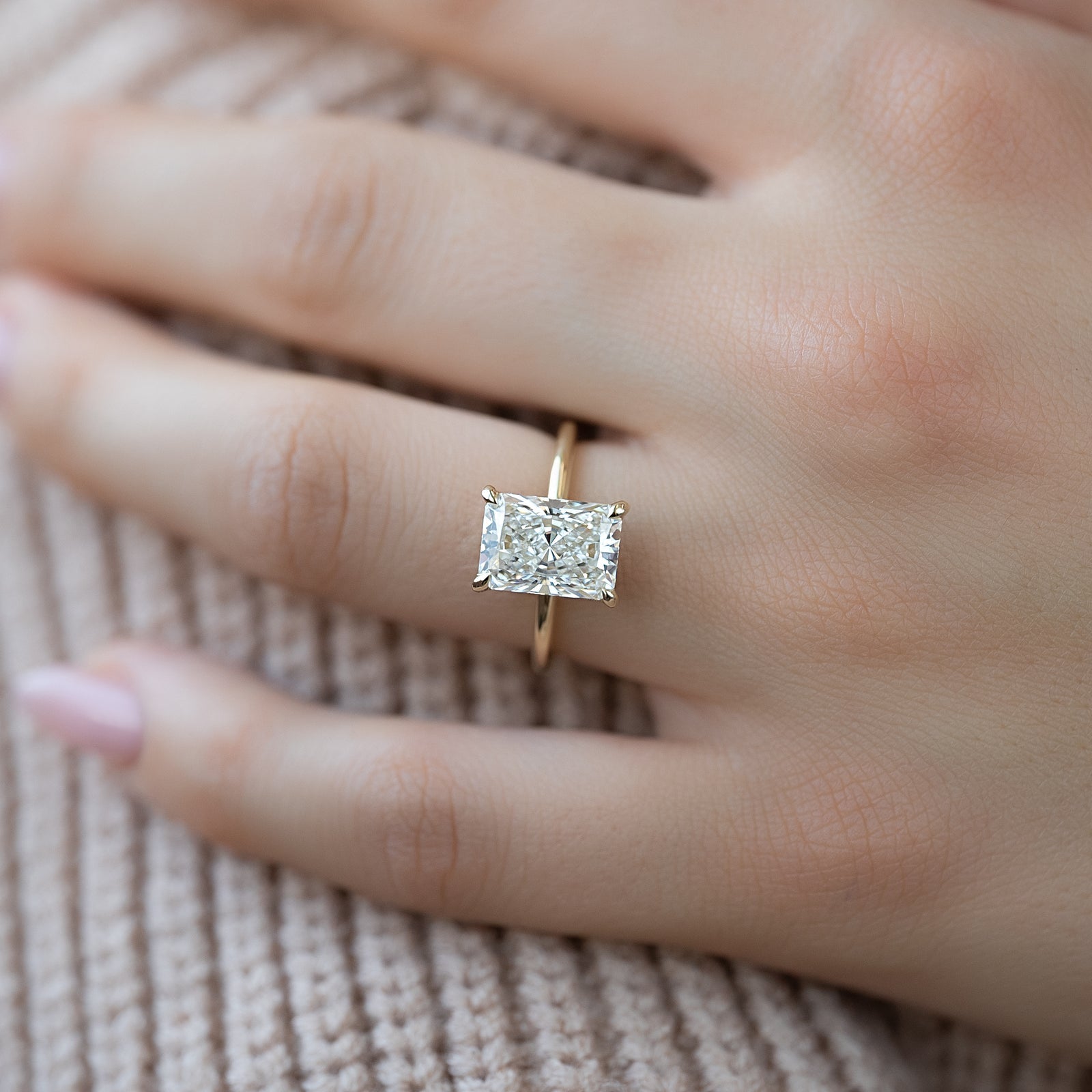 The Kamellie Set With A 2 Carat Radiant Lab Diamond
