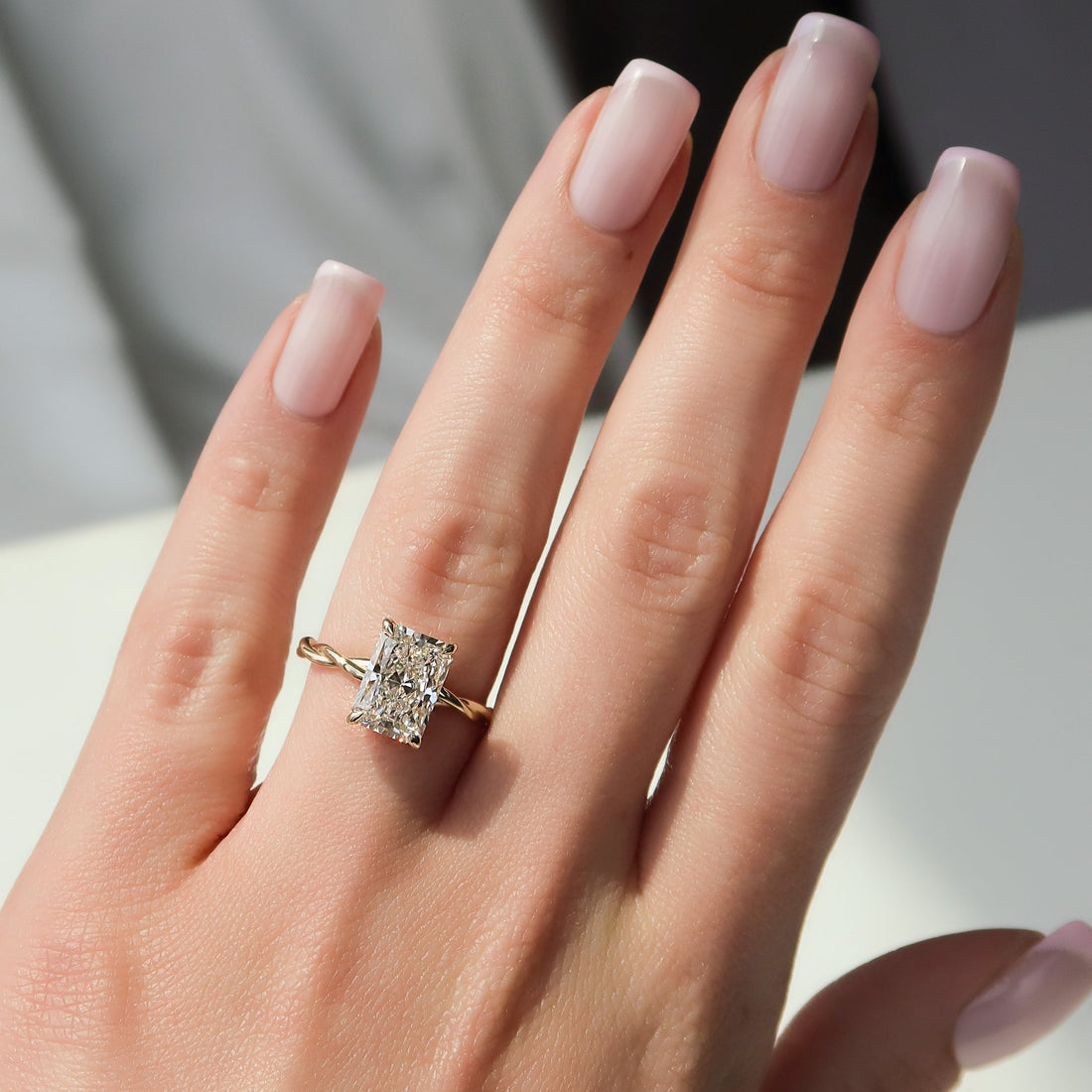 The Alice Set With A 2 Carat Radiant Lab Diamond