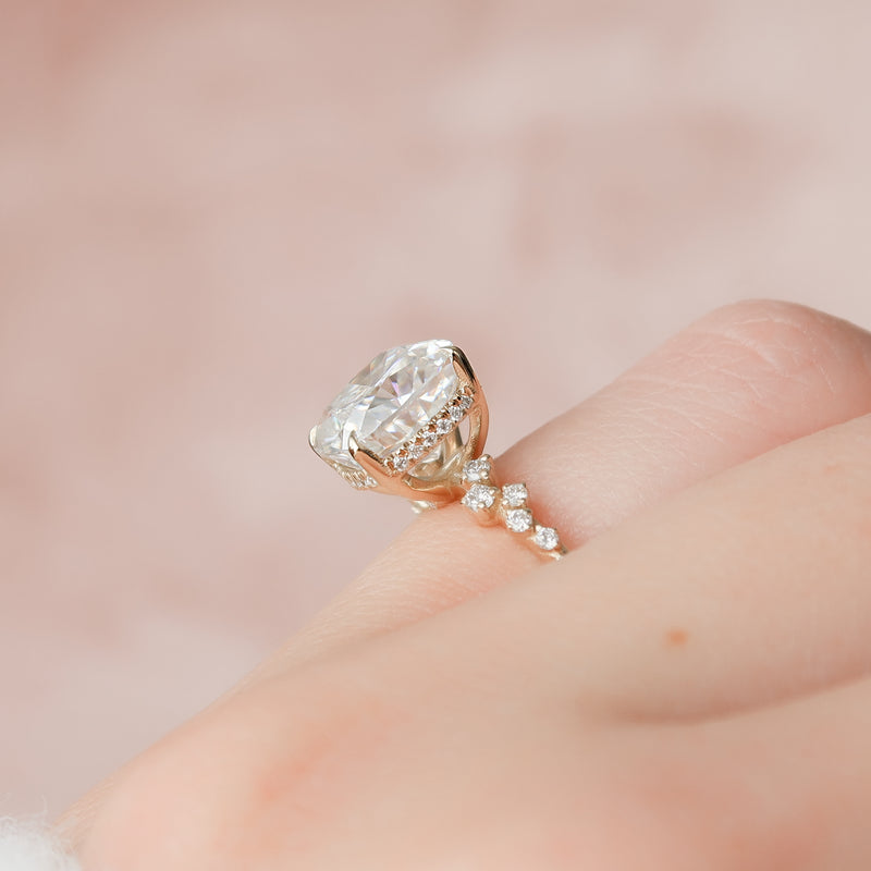 The Mia Set With A 2 Carat Cushion Lab Diamond