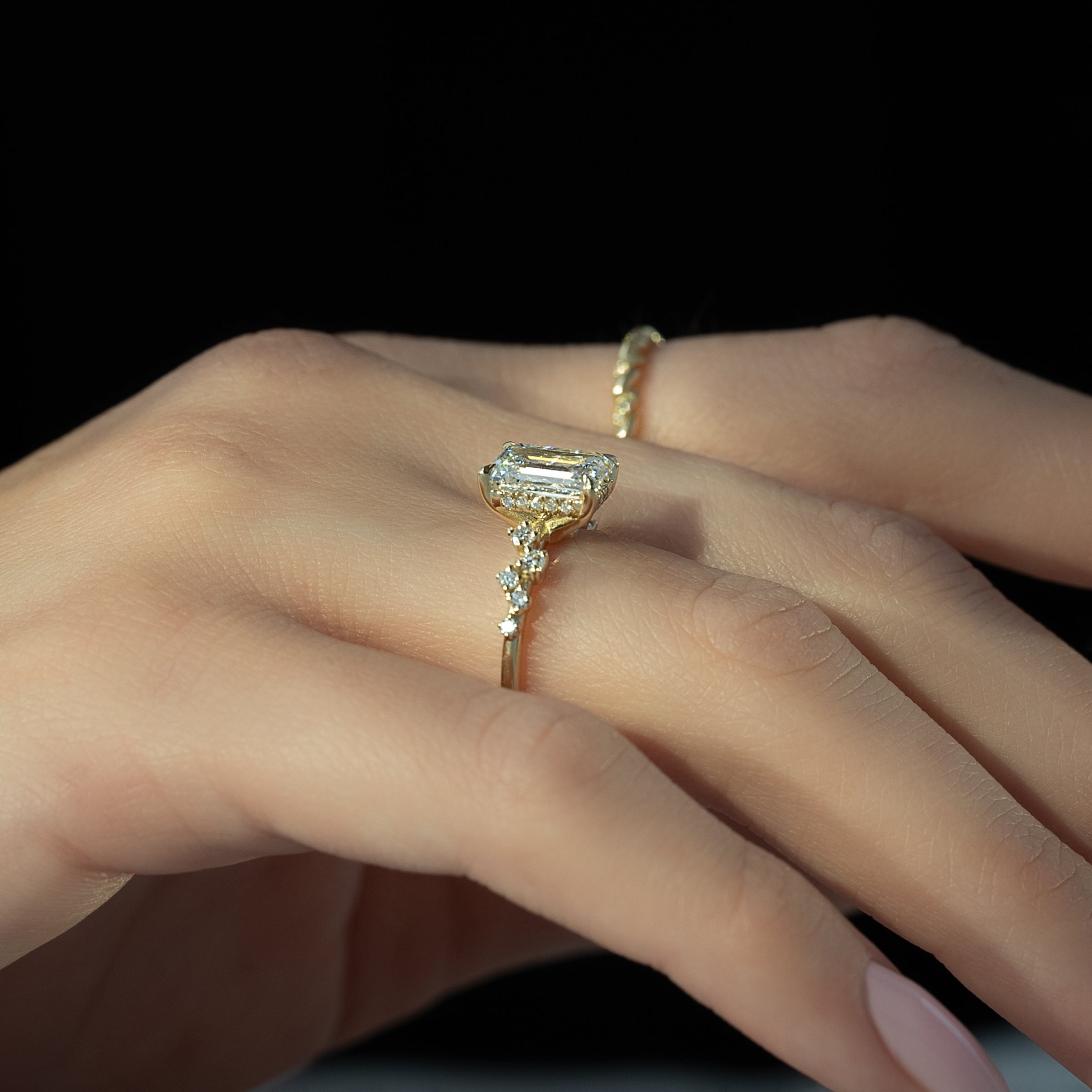 The Mia Set With A 2 Carat Emerald Lab Diamond