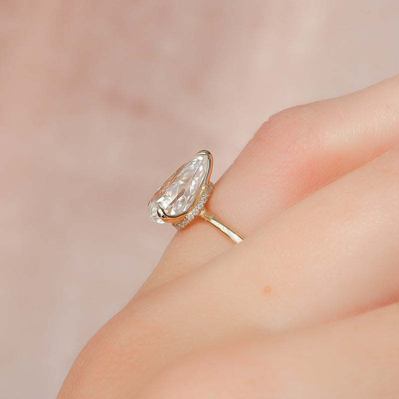 The Nelly Set With A 2 Carat Pear Lab Diamond