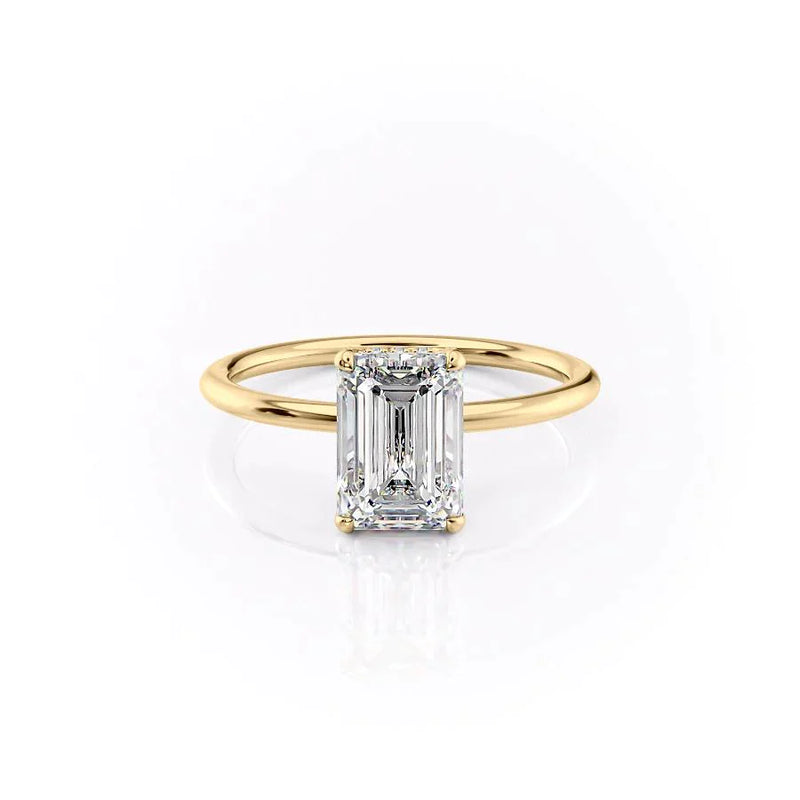 The Crown Kamellie Set With A 2 Carat Emerald Lab Diamond