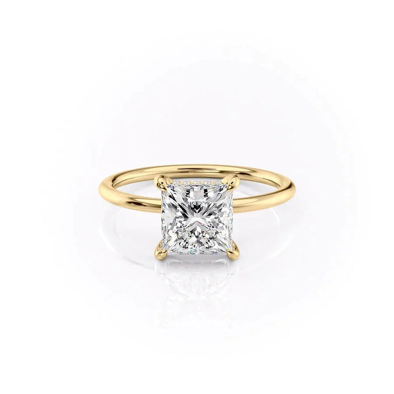The Crown Kamellie Set With A 2 Carat Princess Lab Diamond