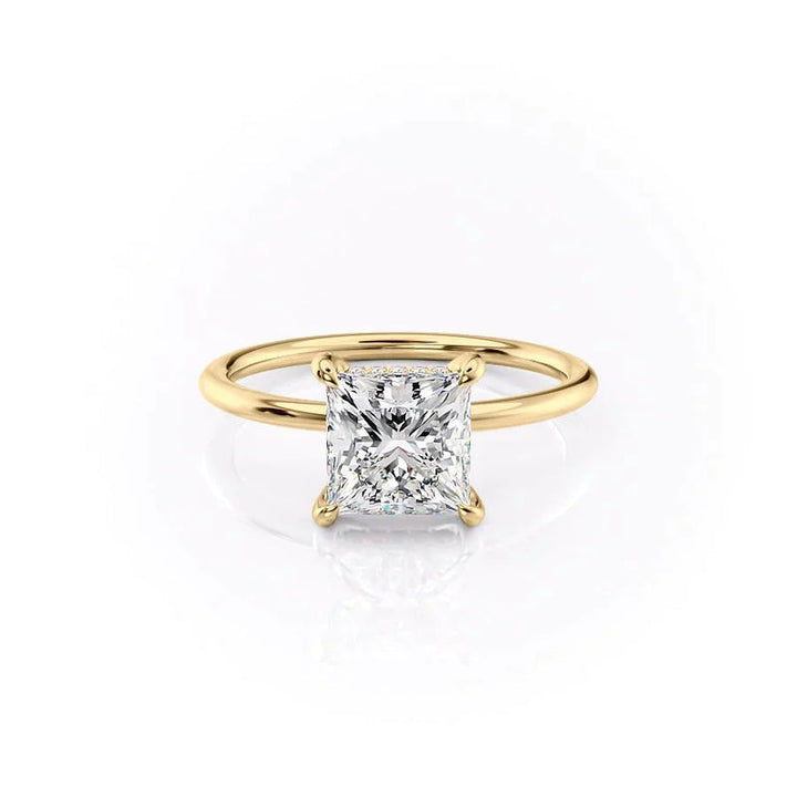 The Crown Kamellie Set With A 2 Carat Princess Lab Diamond