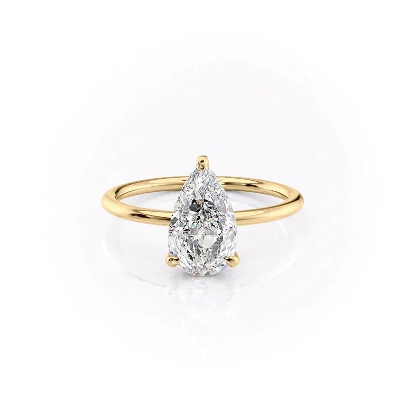 The Crown Kamellie Set With A 2 Carat Pear Lab Diamond