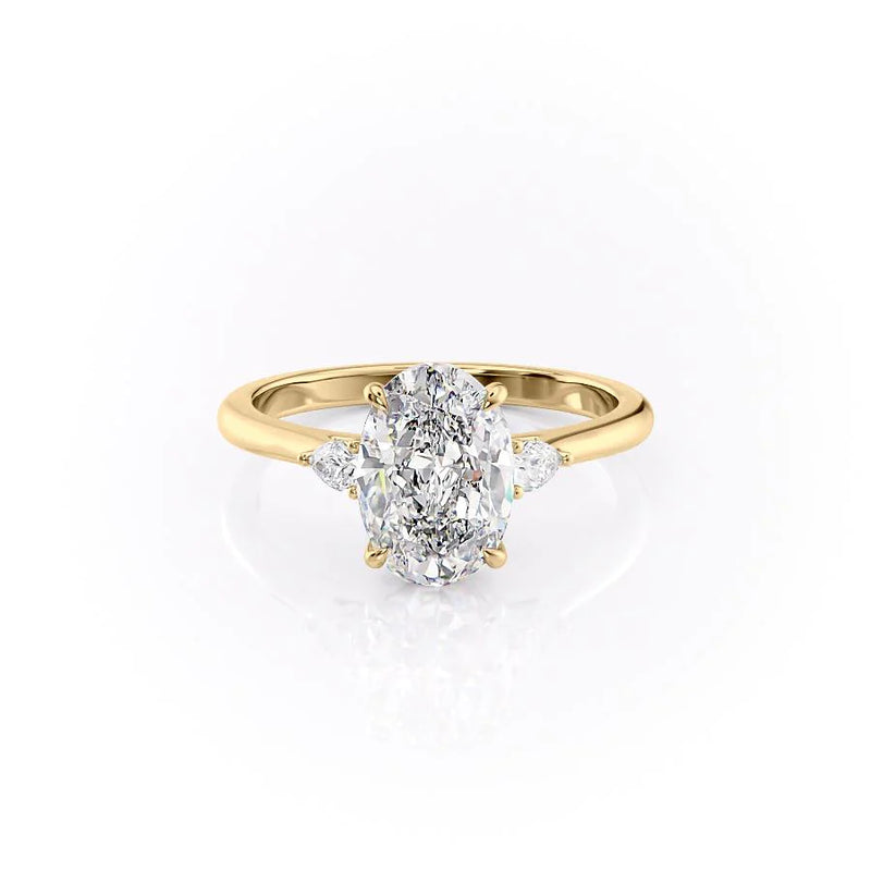 The Pears Liv Set With A 2 Carat Oval Lab Diamond