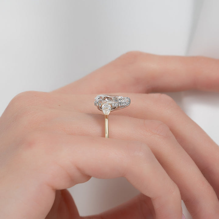 The Pears Liv Set With A 2 Carat Pear Lab Diamond