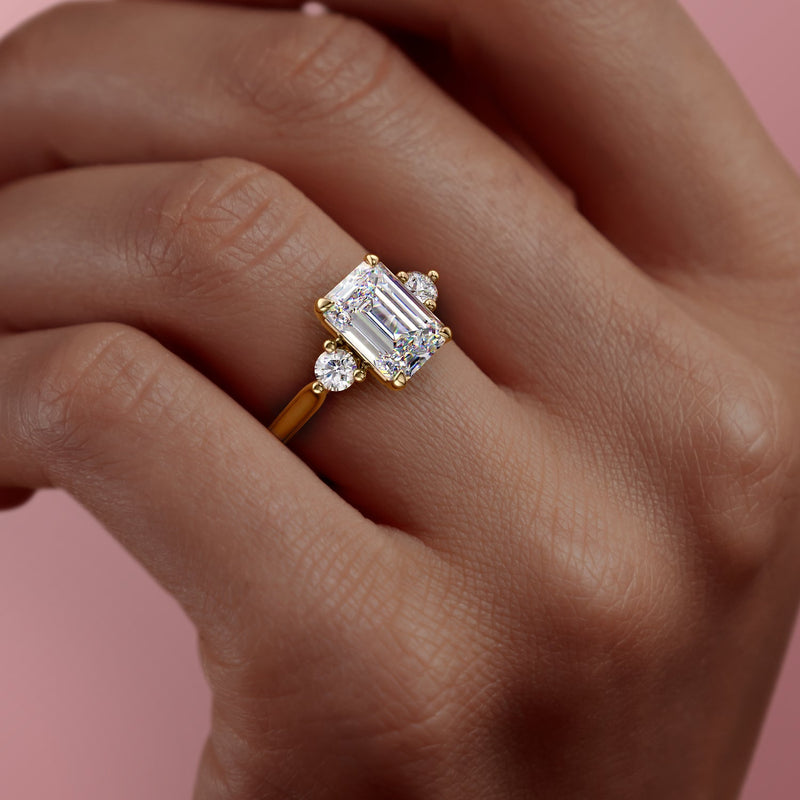 The Lia Set With A 2 Carat Emerald Lab Diamond