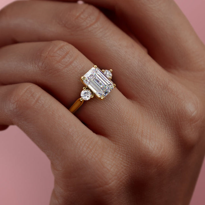 The Lia Set With A 2 Carat Emerald Lab Diamond