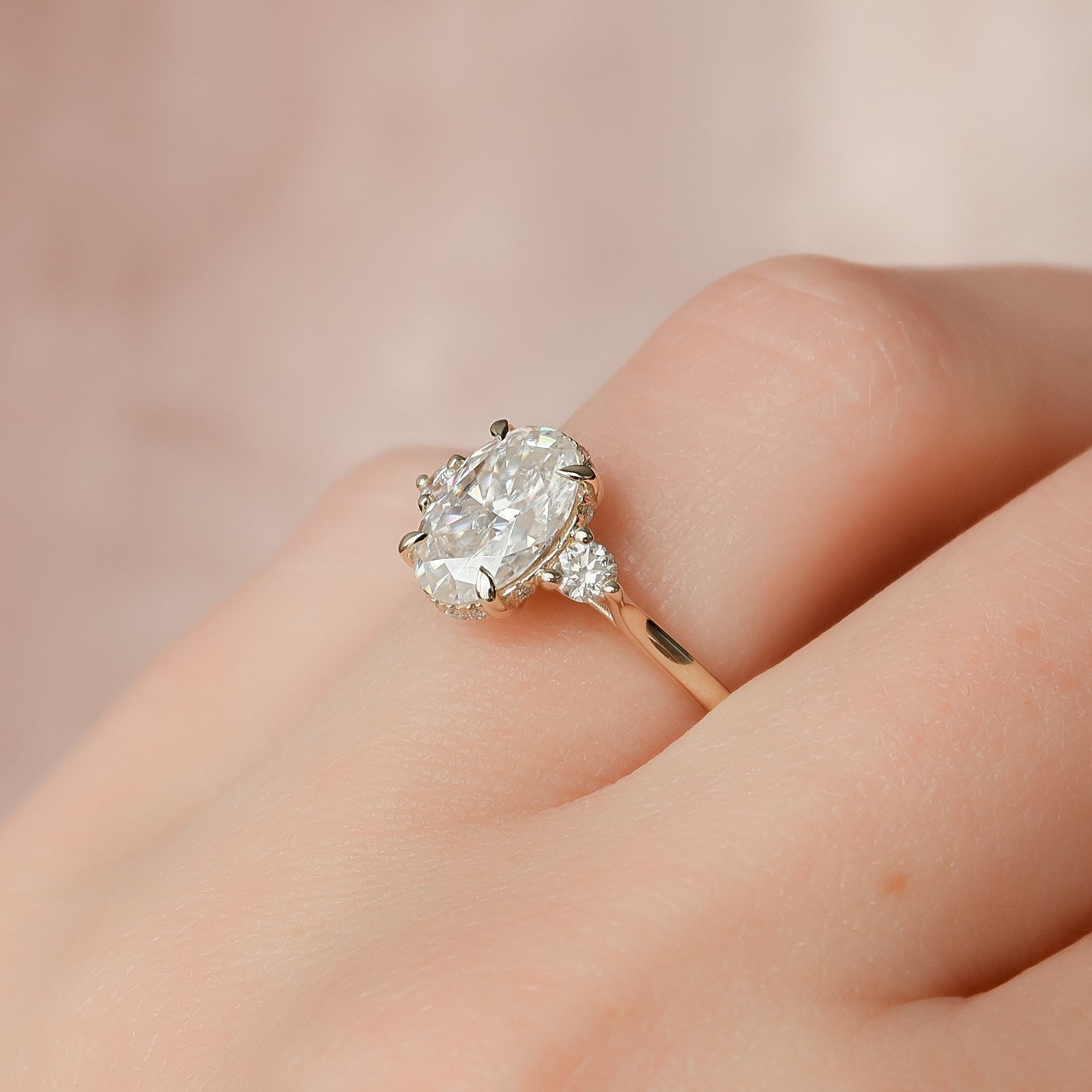 The Lia Set With A 2 Carat Oval Lab Diamond