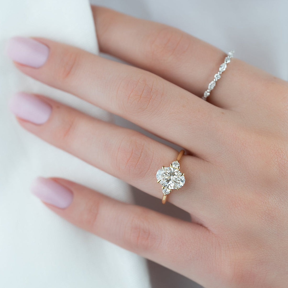 The Lia Set With A 2 Carat Oval Lab Diamond