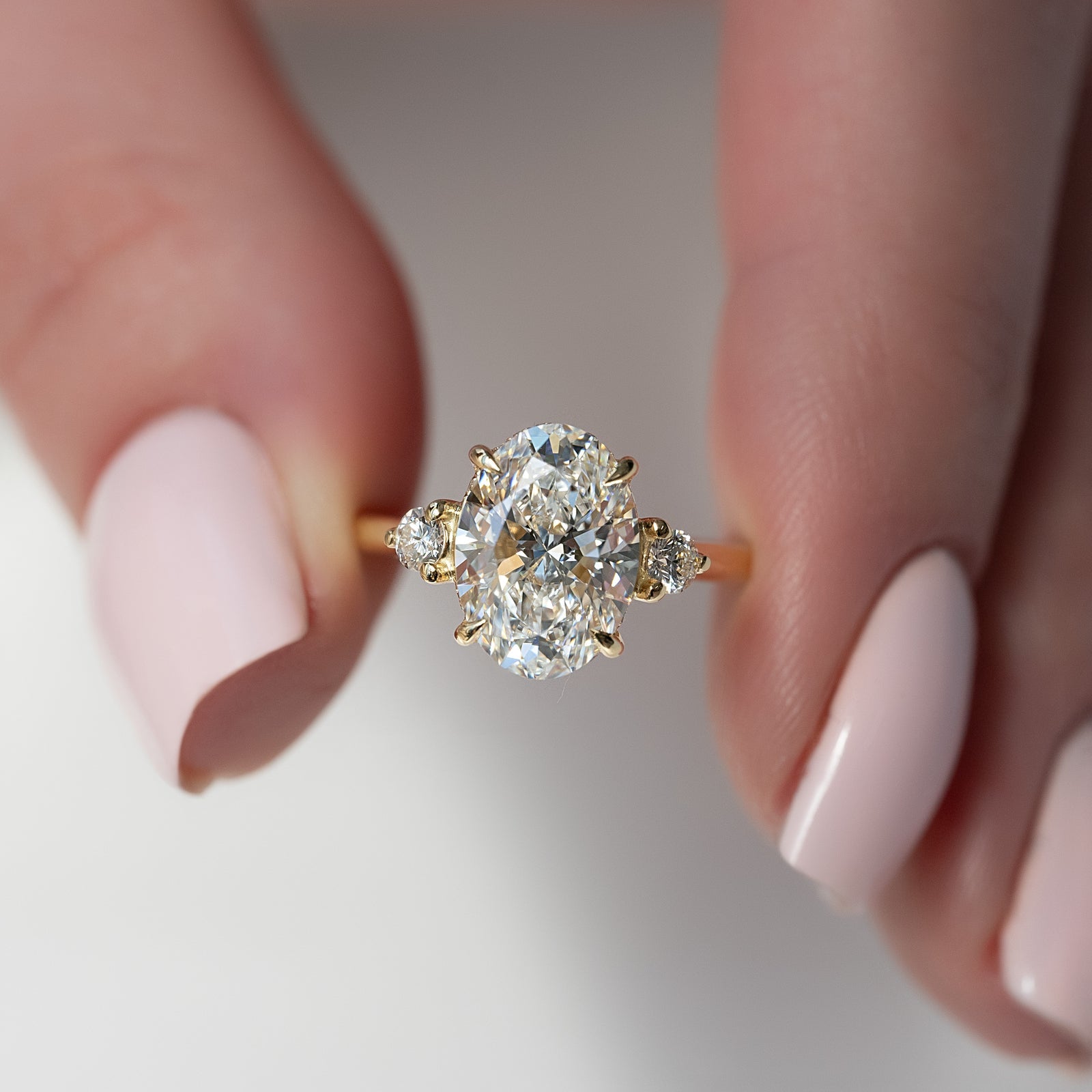 The Lia Set With A 2 Carat Oval Lab Diamond