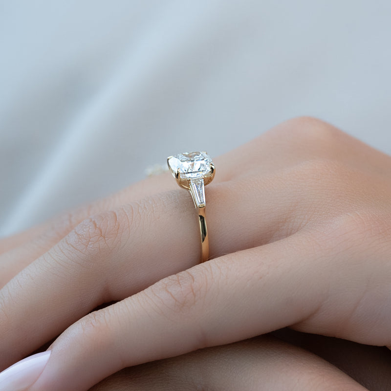 The Liv Set With A 2 Carat Cushion Lab Diamond