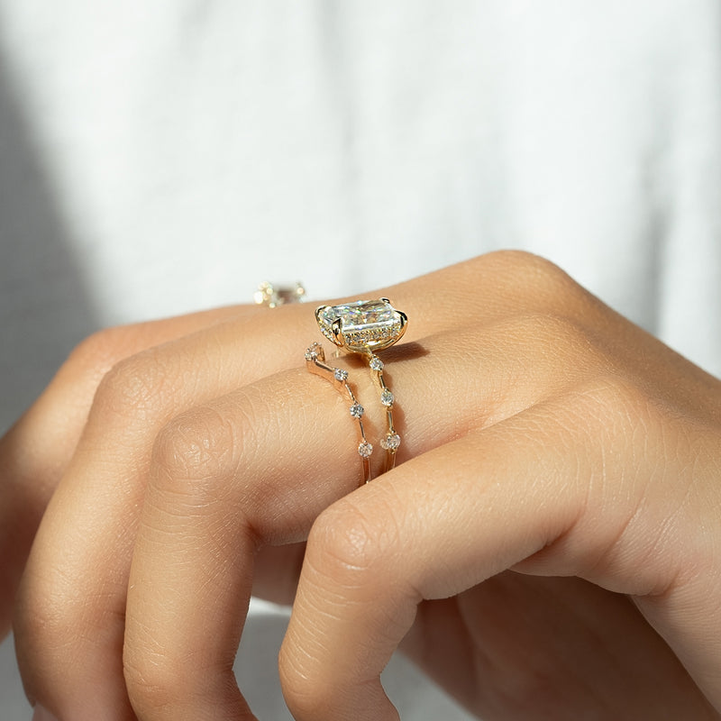 The Hidden Halo Penelope Set With A 2 Carat Radiant Lab Diamond