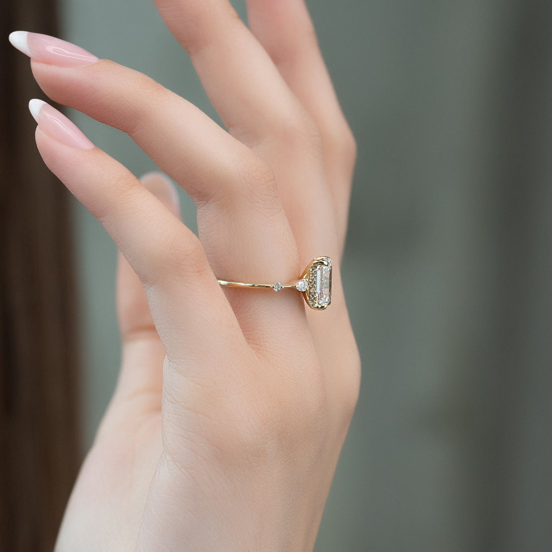 The Naomi Set With A 2 Carat Emerald Lab Diamond