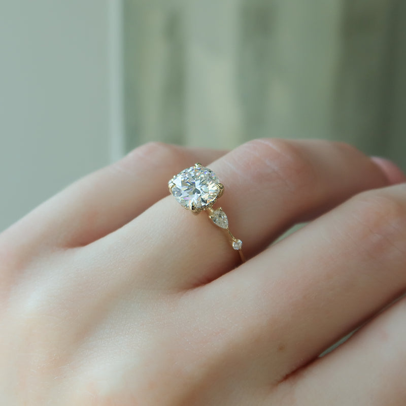 The Naomi Set With A 2 Carat Round Lab Diamond
