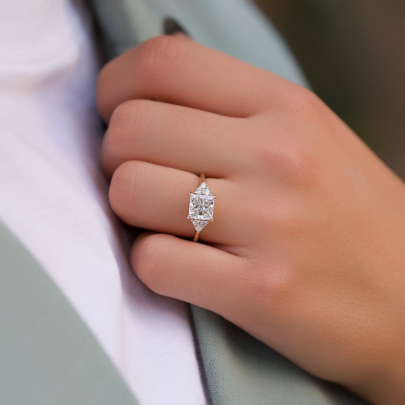 The Scarlett Set With A 2 Carat Princess Lab Diamond)