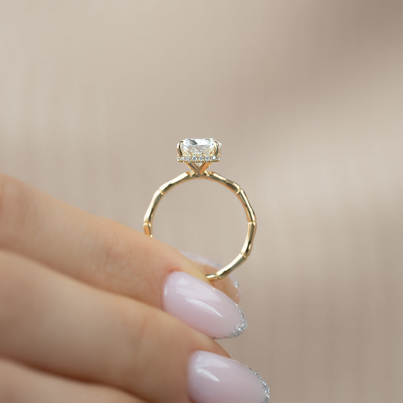 The Eve Set With A 2 Carat Elongated Cushion Lab Diamond
