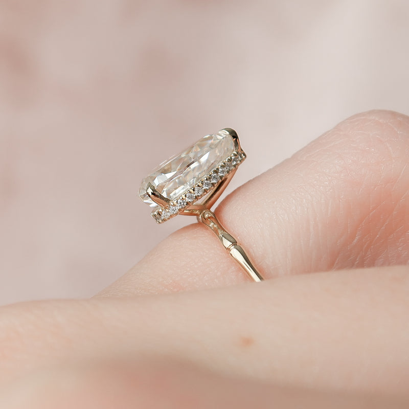 The Eve Set With A 2 Carat Pear Lab Diamond