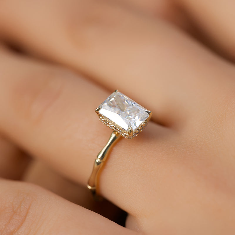 The Eve Set With A 2 Carat Radiant Lab Diamond
