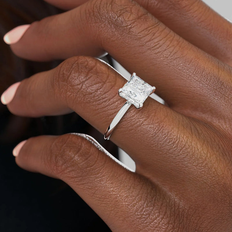 The Razor Kamellie Set With A 2 Carat Princess Lab Diamond