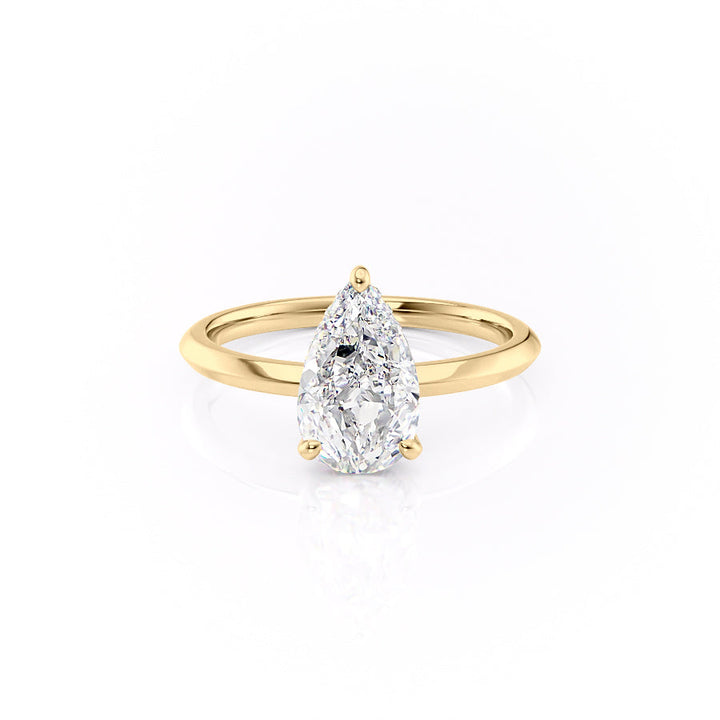 The Razor Kamellie Set With A 2 Carat Pear Lab Diamond
