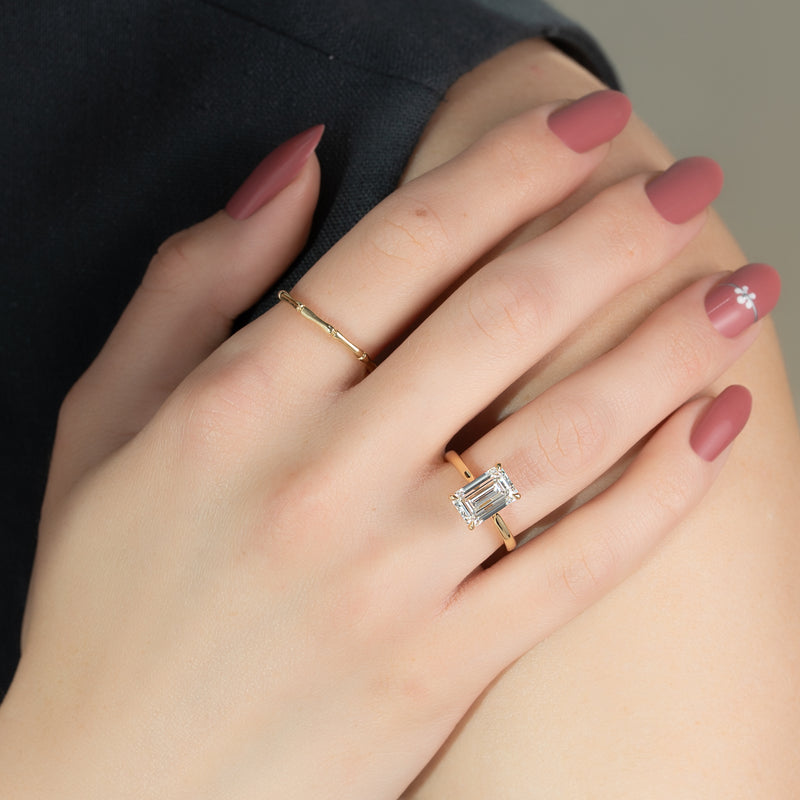 The Lexie Set With A 2 Carat Emerald Lab Diamond