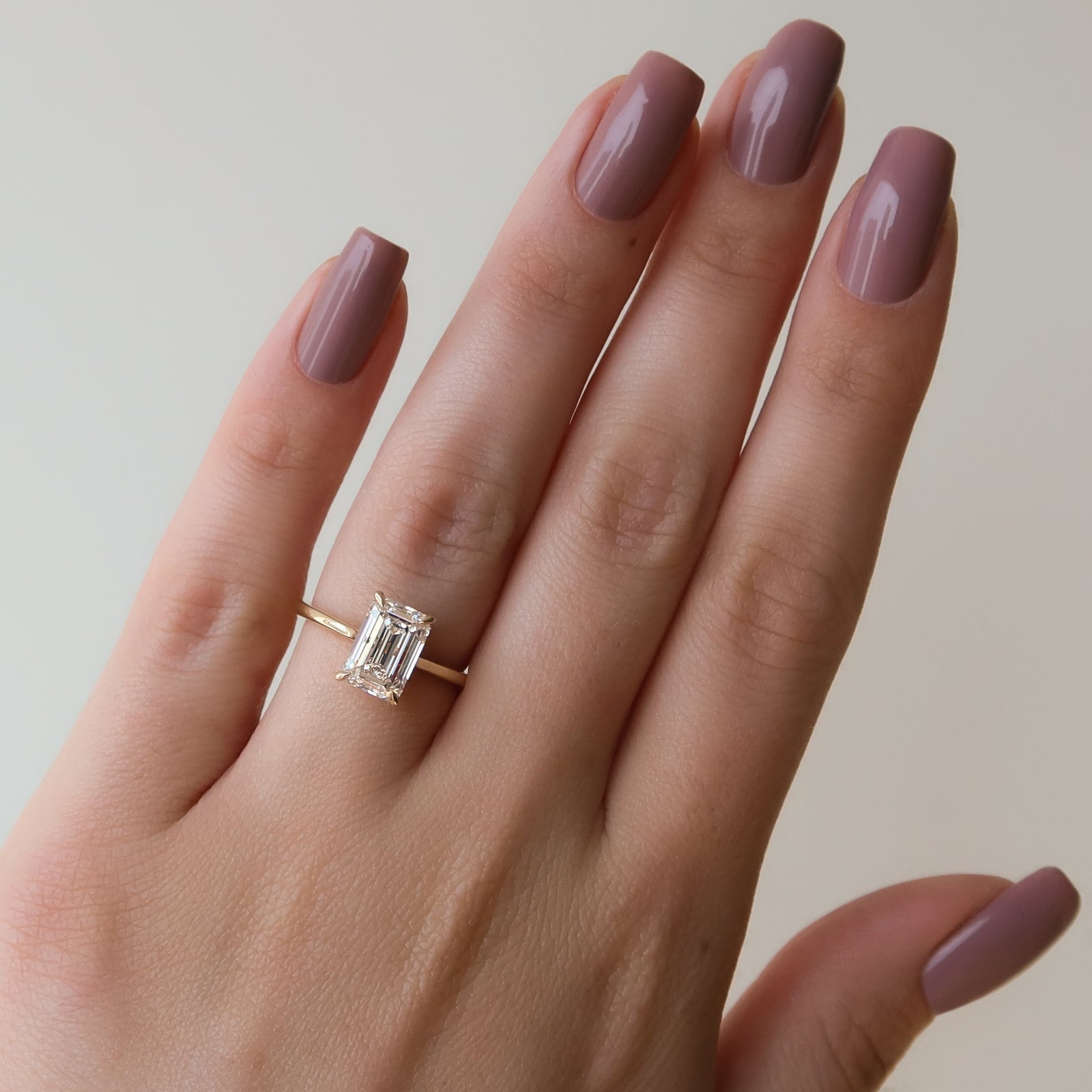 The Lexie Set With A 2 Carat Emerald Lab Diamond