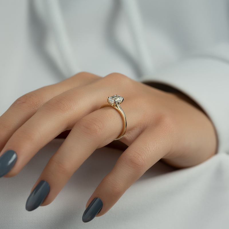 The Lexie Set With A 2 Carat Emerald Lab Diamond