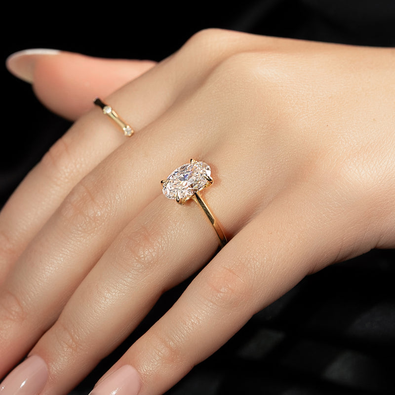 The Lexie Set With A 2 Carat Oval Lab Diamond