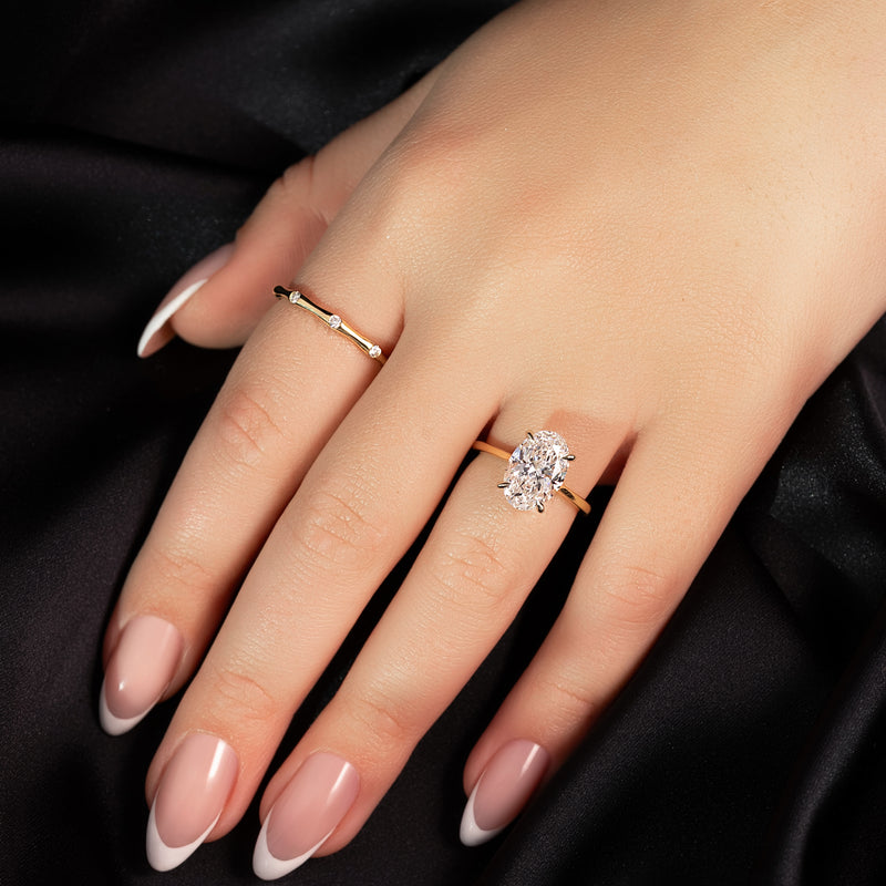 The Lexie Set With A 2 Carat Oval Lab Diamond
