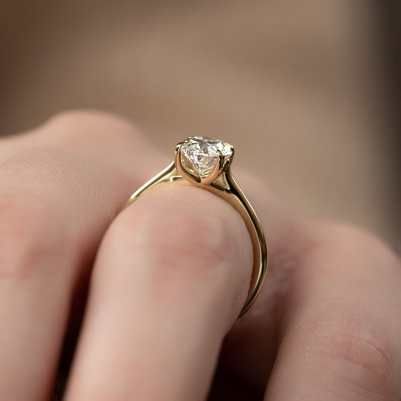 The Lexie Set With A 2 Carat Oval Lab Diamond