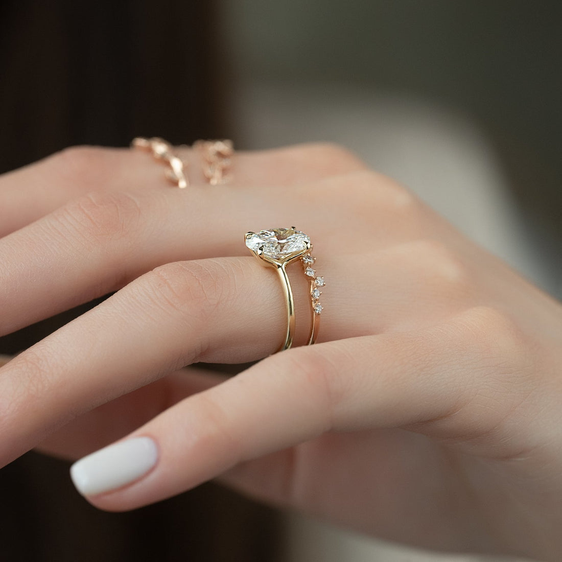 The Ashley Set With A 2 Carat Oval Lab Diamond
