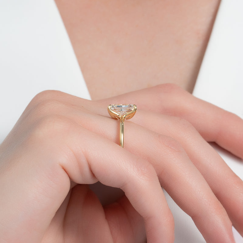 The Ashley Set With A 2 Carat Radiant Lab Diamond