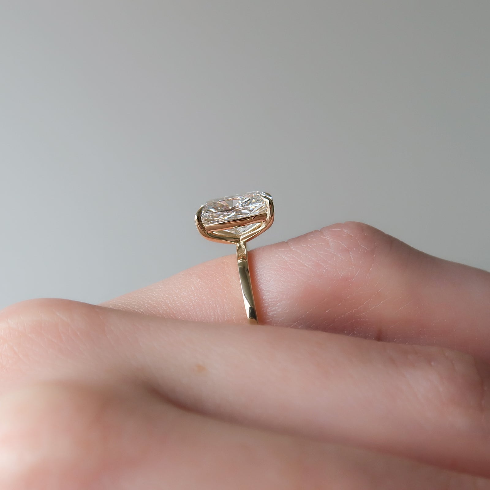 The Eleanor Set With A 2 Carat Elongated Cushion Lab Diamond
