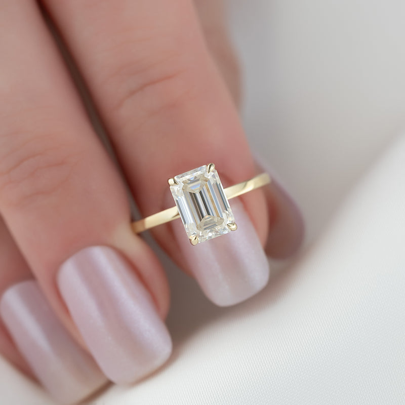 The Eleanor Set With A 2 Carat Emerald Lab Diamond