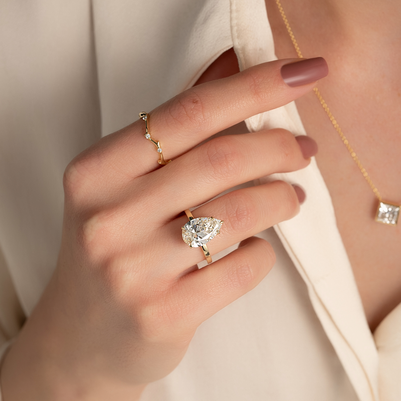 The Eleanor Set With A 2 Carat Pear Lab Diamond