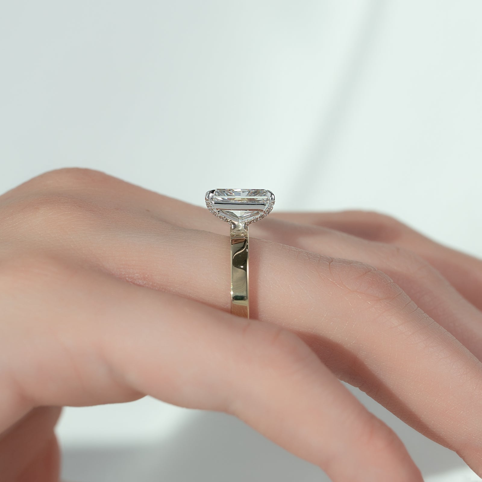 The Eleanor Set With A 2 Carat Radiant Lab Diamond