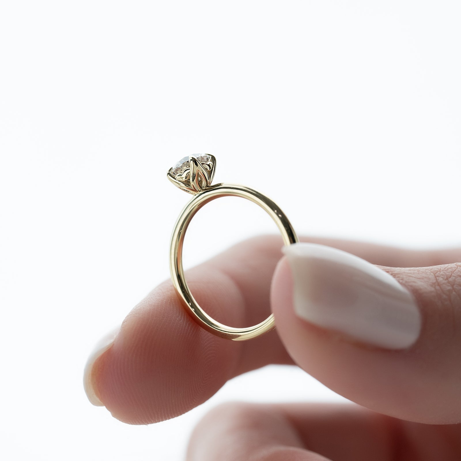 The Alison Set With A 2 Carat Round Lab Diamond