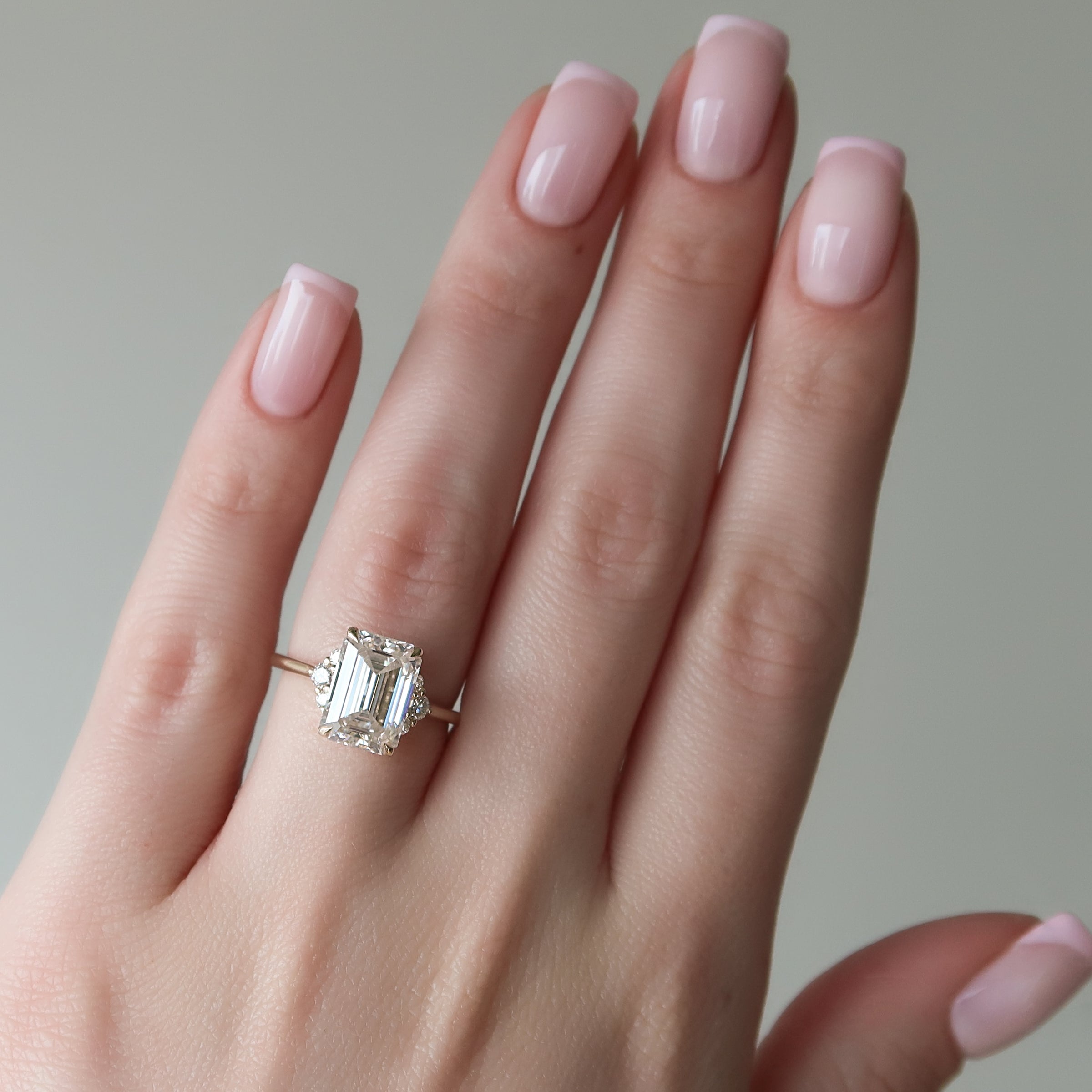 The Victoria Set With A 2 Carat Emerald Lab Diamond