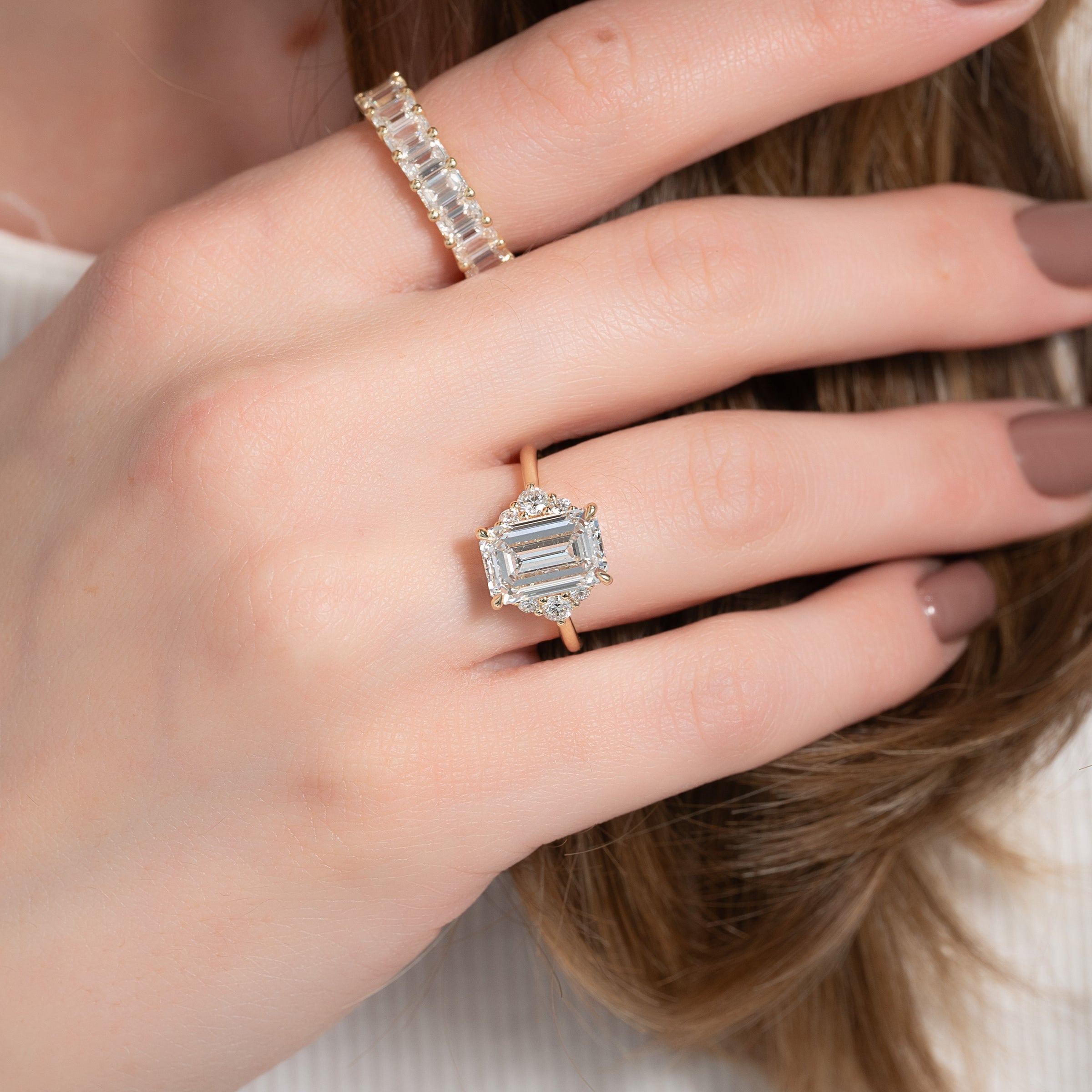The Victoria Set With A 2 Carat Emerald Lab Diamond