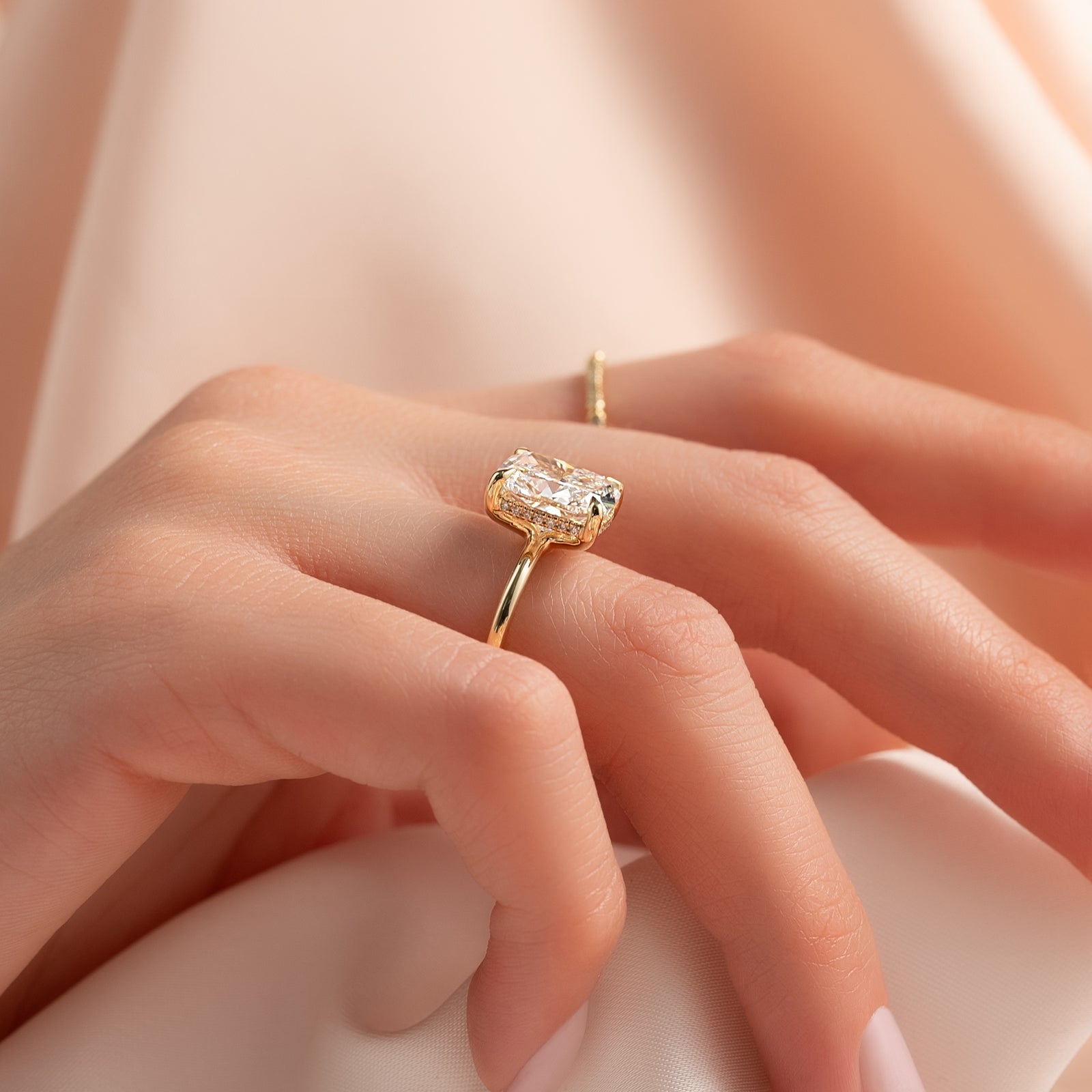 The Sarah Set With A 2 Carat Elongated Cushion Lab Diamond