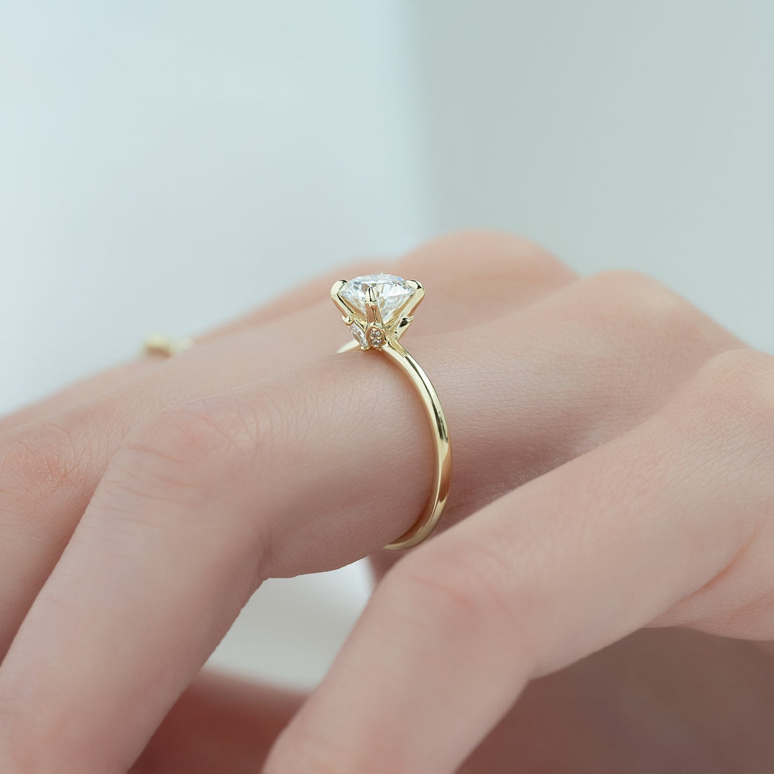 The Luna Set With A 2 Carat Round Lab Diamond